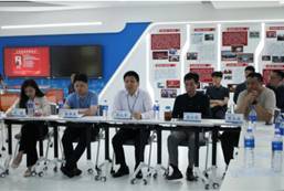 上海市工业技术学校信息咨询服务 助力学生与企业的桥梁