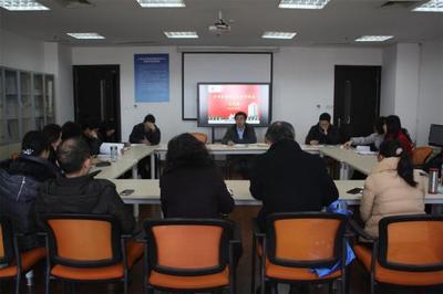 上海工程技术大学管理学院成功举办研究生导师交流研讨会，共话研究生培养新路径